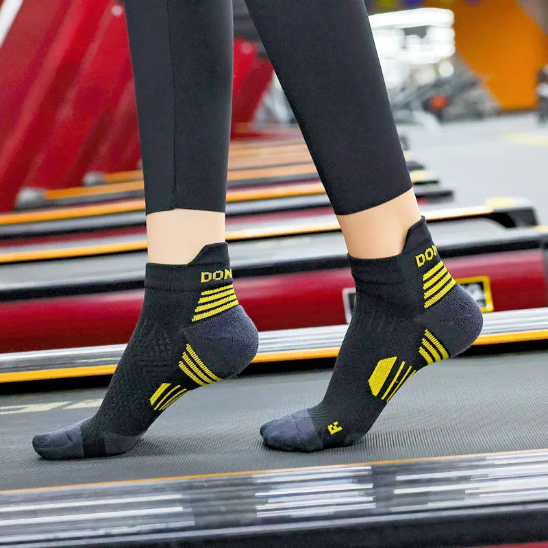 Marathon Sport Socks (3 Pairs) — Cushioned Mesh Ankle Socks for Running & Fitness